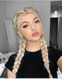 How tall is Loren Gray?